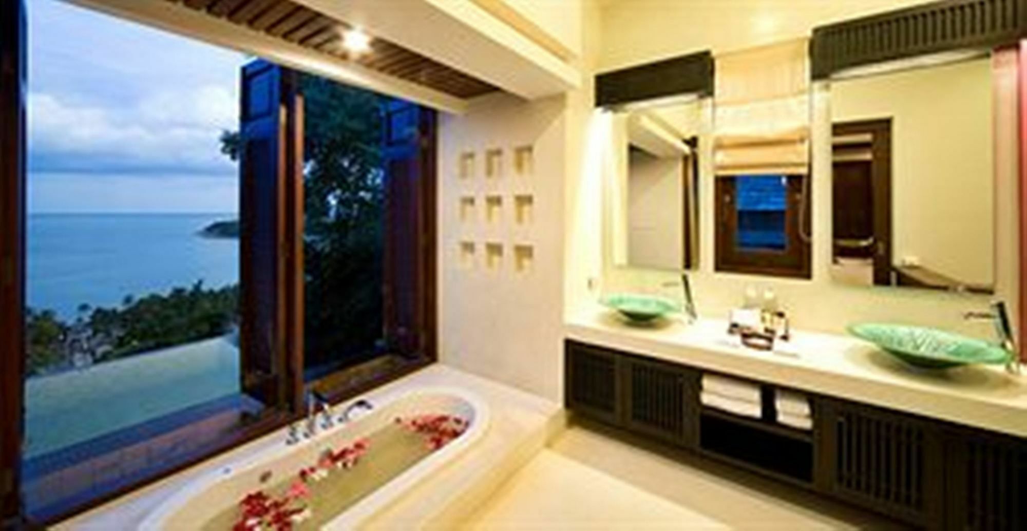 Bhundhari & Samui Resort Strand von Chaweng