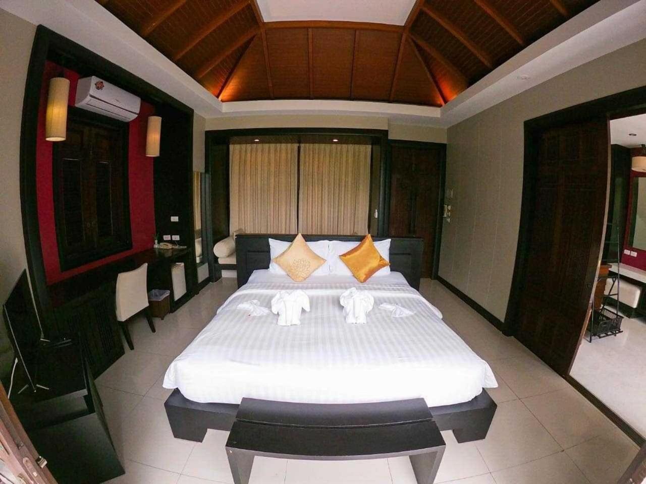 Bhundhari & Samui Resort Chaweng Beach