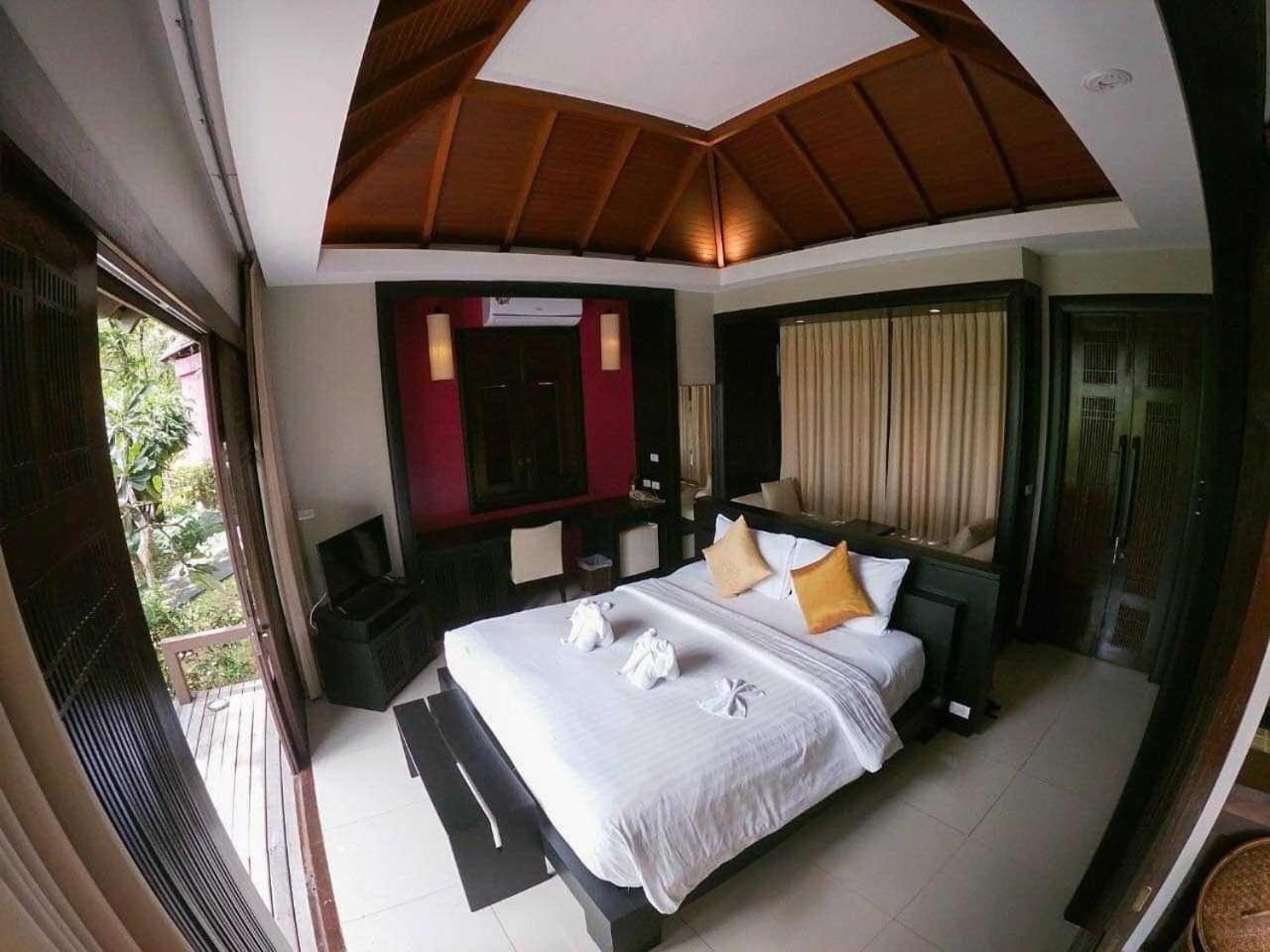 Bhundhari & Samui Resort Chaweng Beach