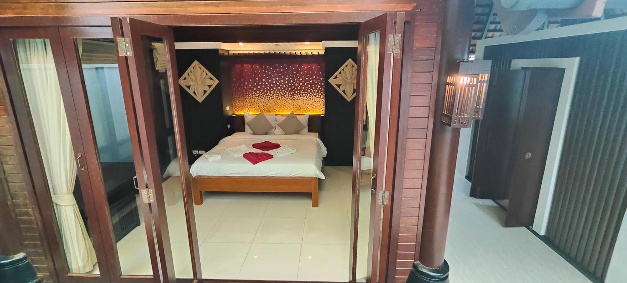 Bhundhari & Samui Resort Chaweng Beach